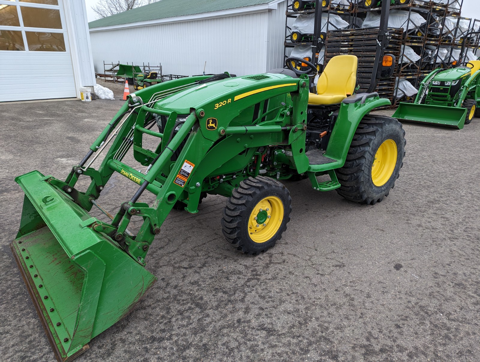 2019 Used John Deere 3039R Image 1