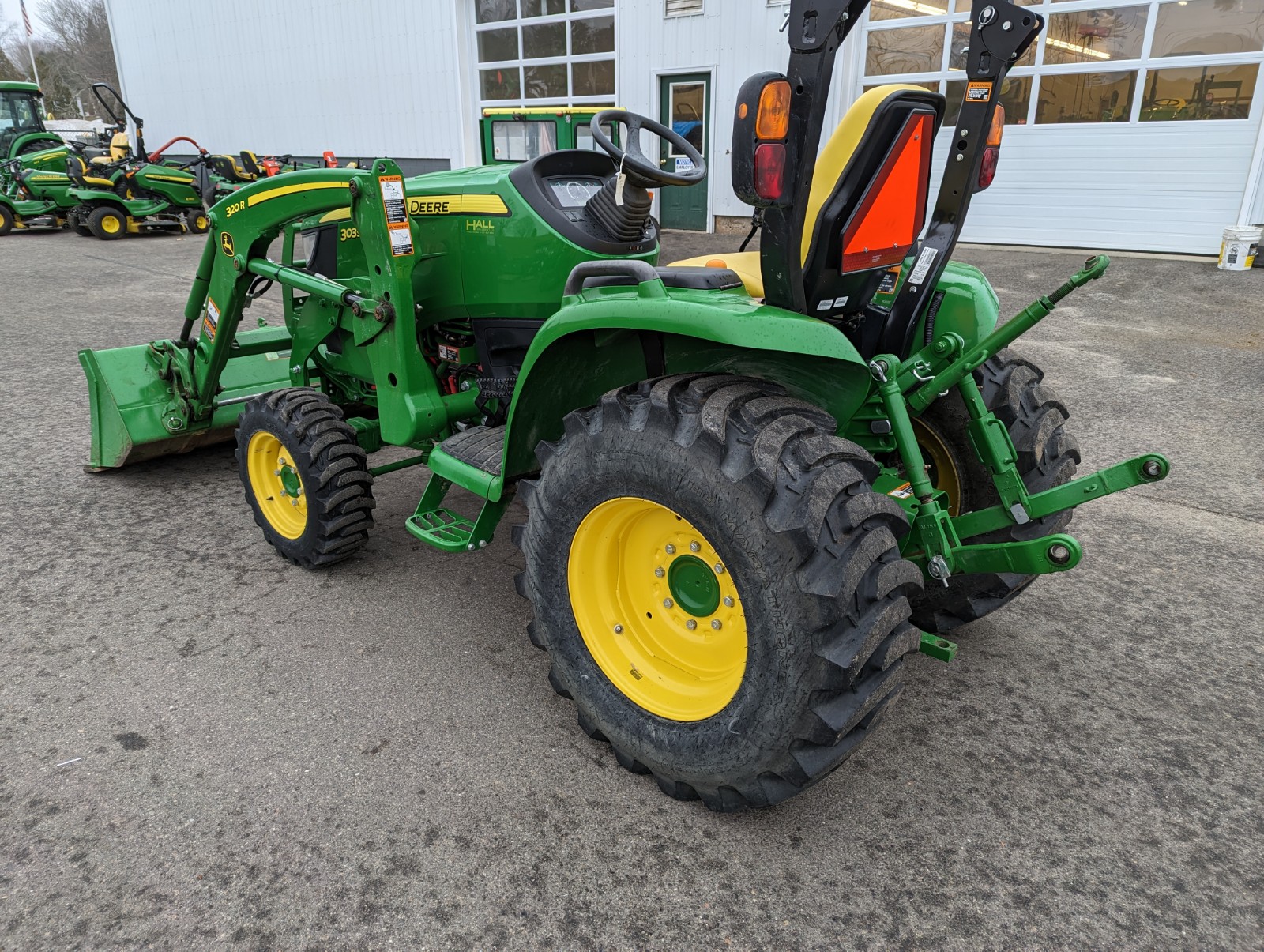 2019 Used John Deere 3039R Image 4