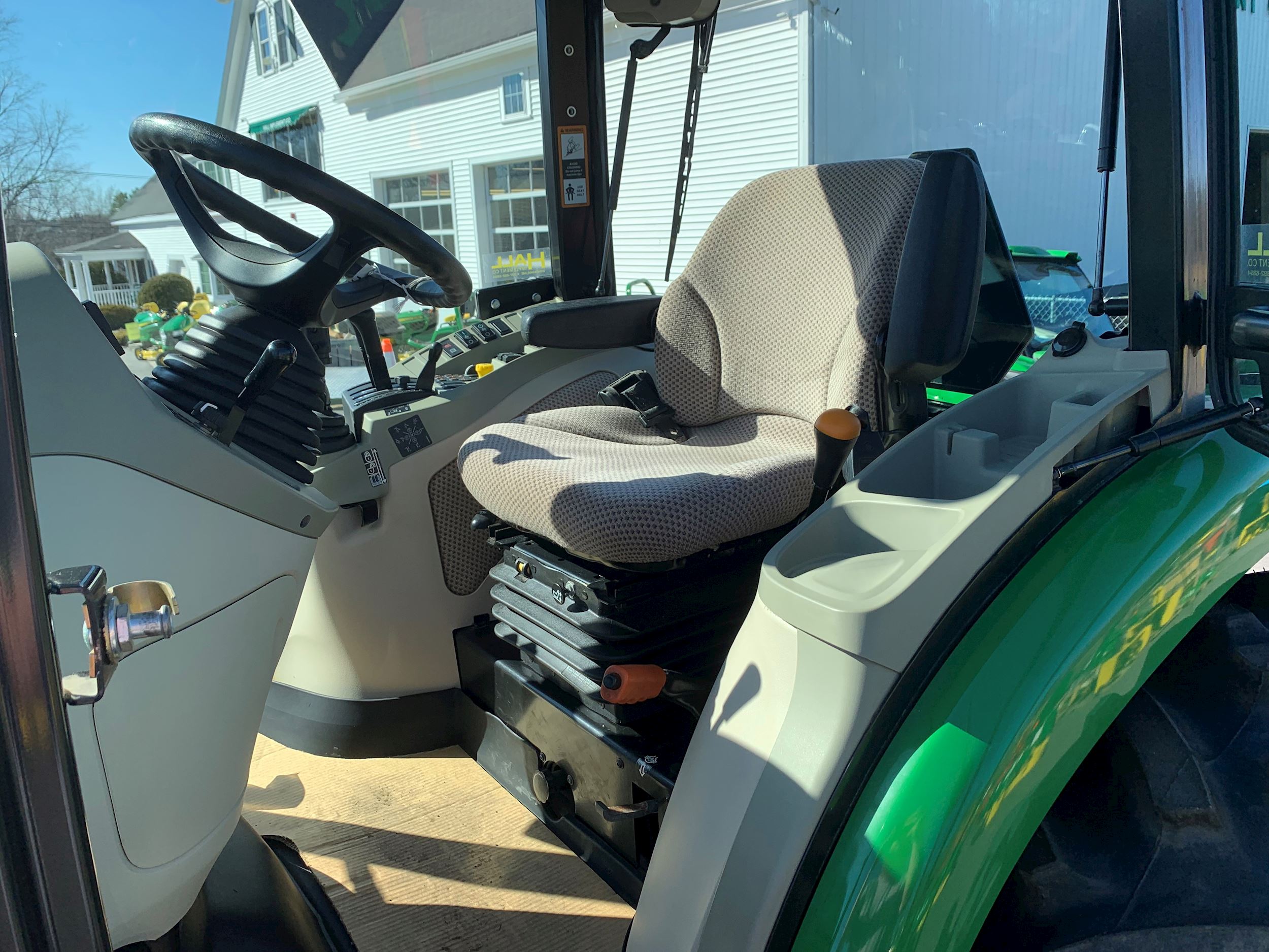 2015 Used John Deere 4066R Image 6