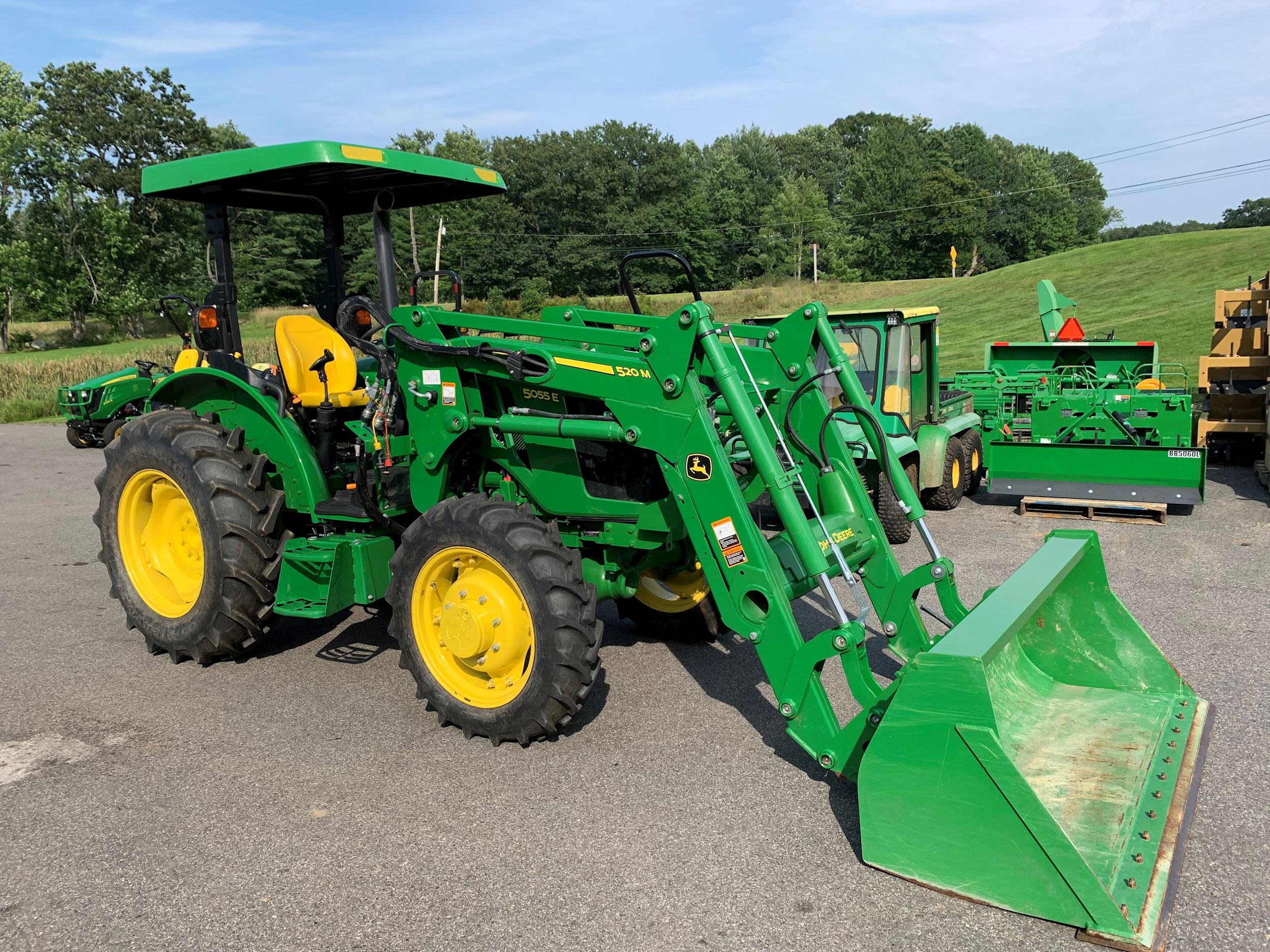 2021 Used John Deere 5055E Image 4